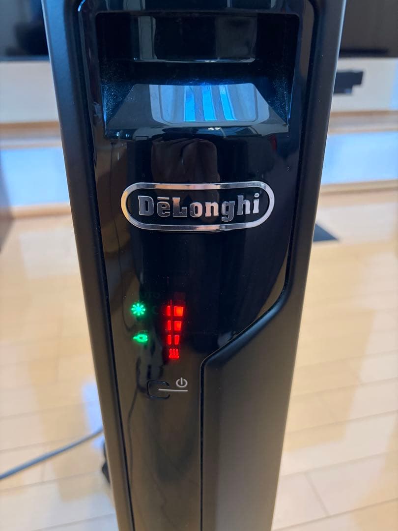 週末値下げ！美品！デロンギ　マルチダイナミックヒーター　MDH09-BK