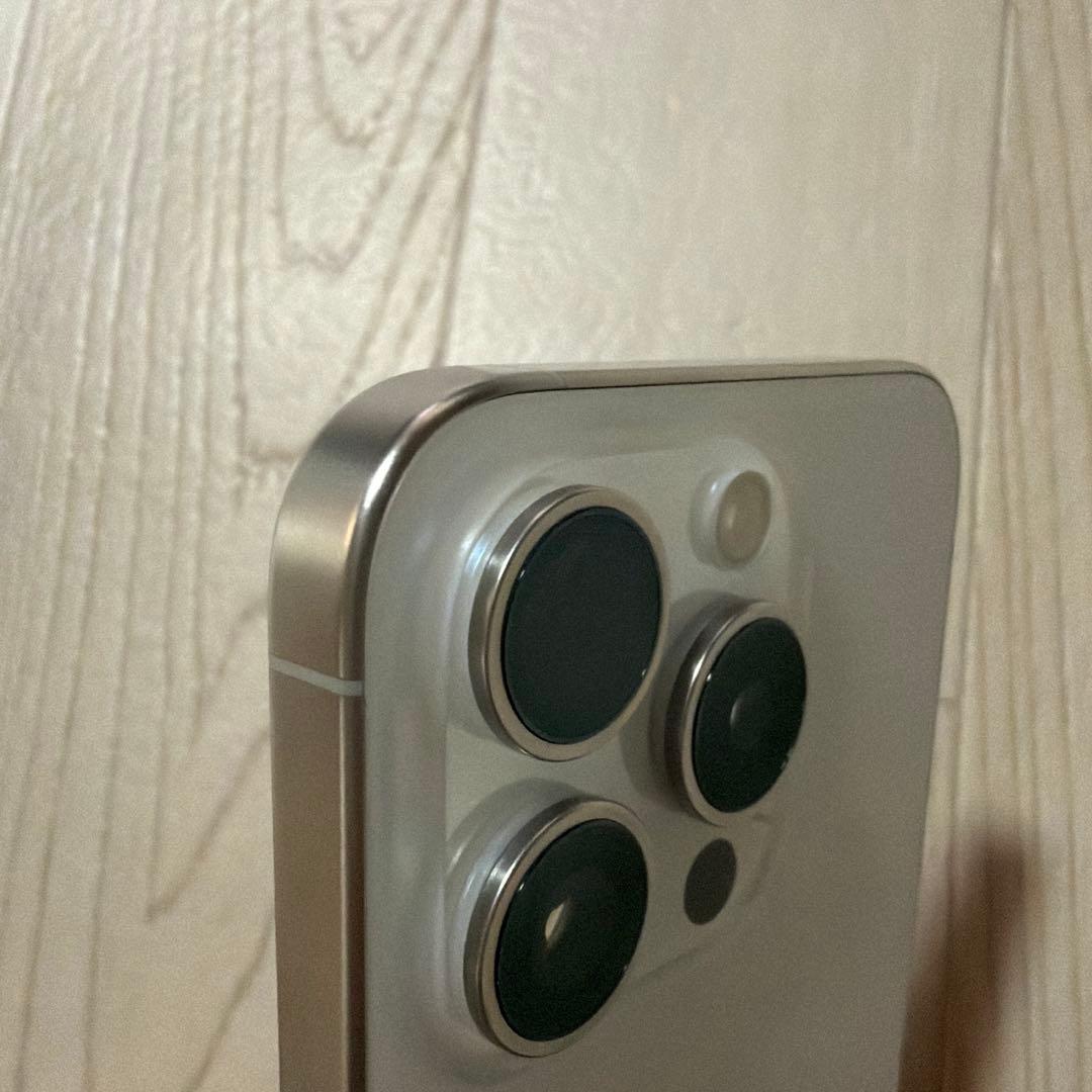 【美品】Apple iPhone 15 Pro 本体 256GB SIMフリー