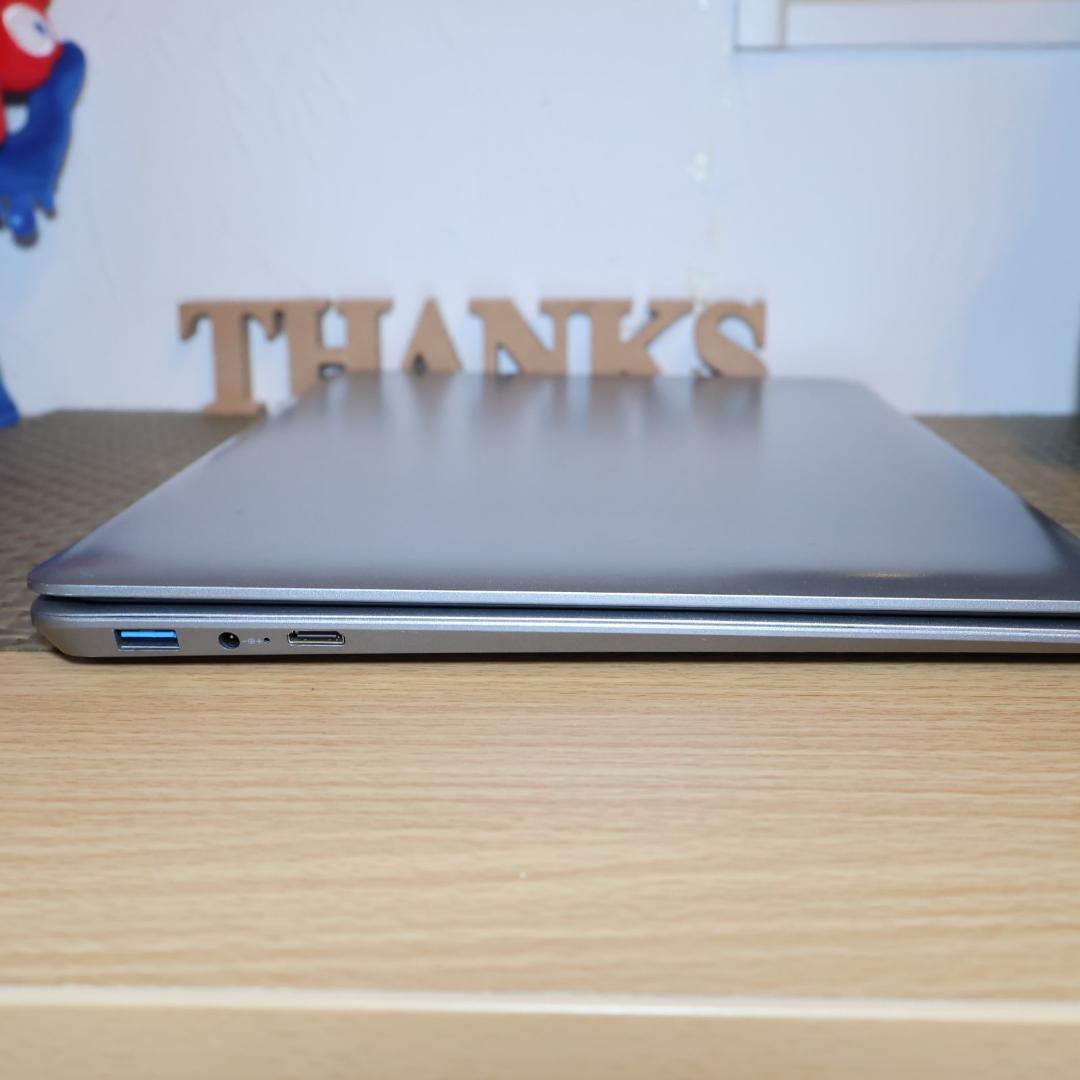 Win11公式対応！高年式2022！メ8G/SSD/フレームレス/無線/カメラ