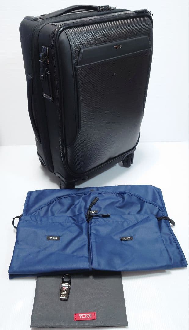 TUMI(トゥミ) メンズキャリーバッグ(希少品)