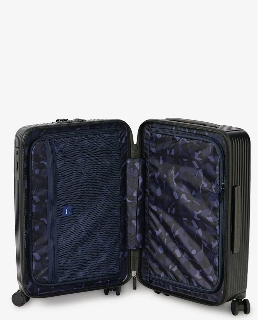 イノベーターINV155 MadBlack 55L Middle キャリーケース