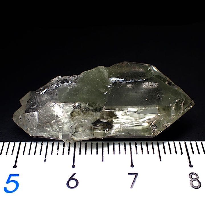 【イタリア/アオスタ渓谷産】アルパインファーデンクォーツ