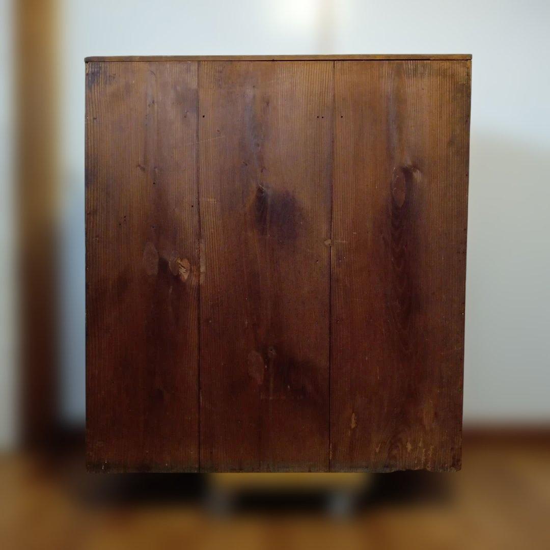 箪笥　立派な大正時代の帳場箪笥　榎木と杉　キャビネット 　鍵付き