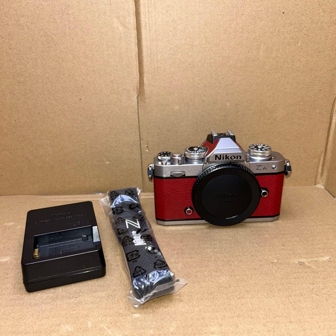 Nikon ミラーレス一眼カメラ Z fc ボディ Zfc レッド