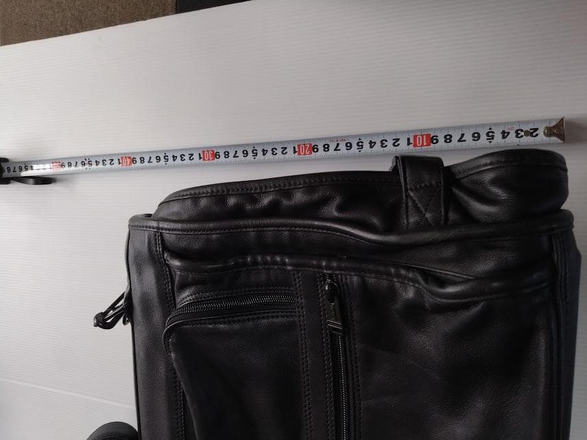 TUMI レザー ブラック ガーメントバッグ スーツ ビジネス 出張 旅行