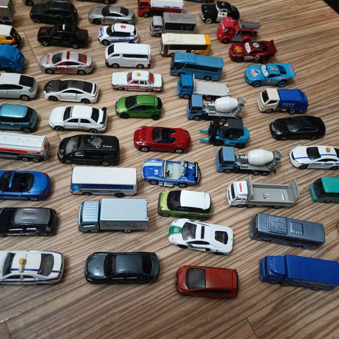 トミカ 約70台 セット　カーズ、セドリックタクシー、東京ディズニーリゾート他
