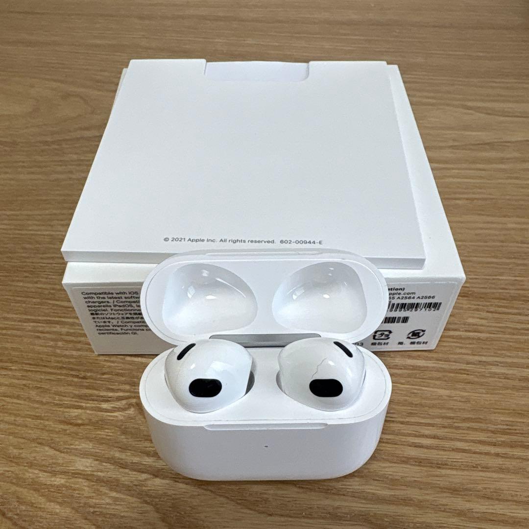 Apple Air Pods第3世代　MME73J/A