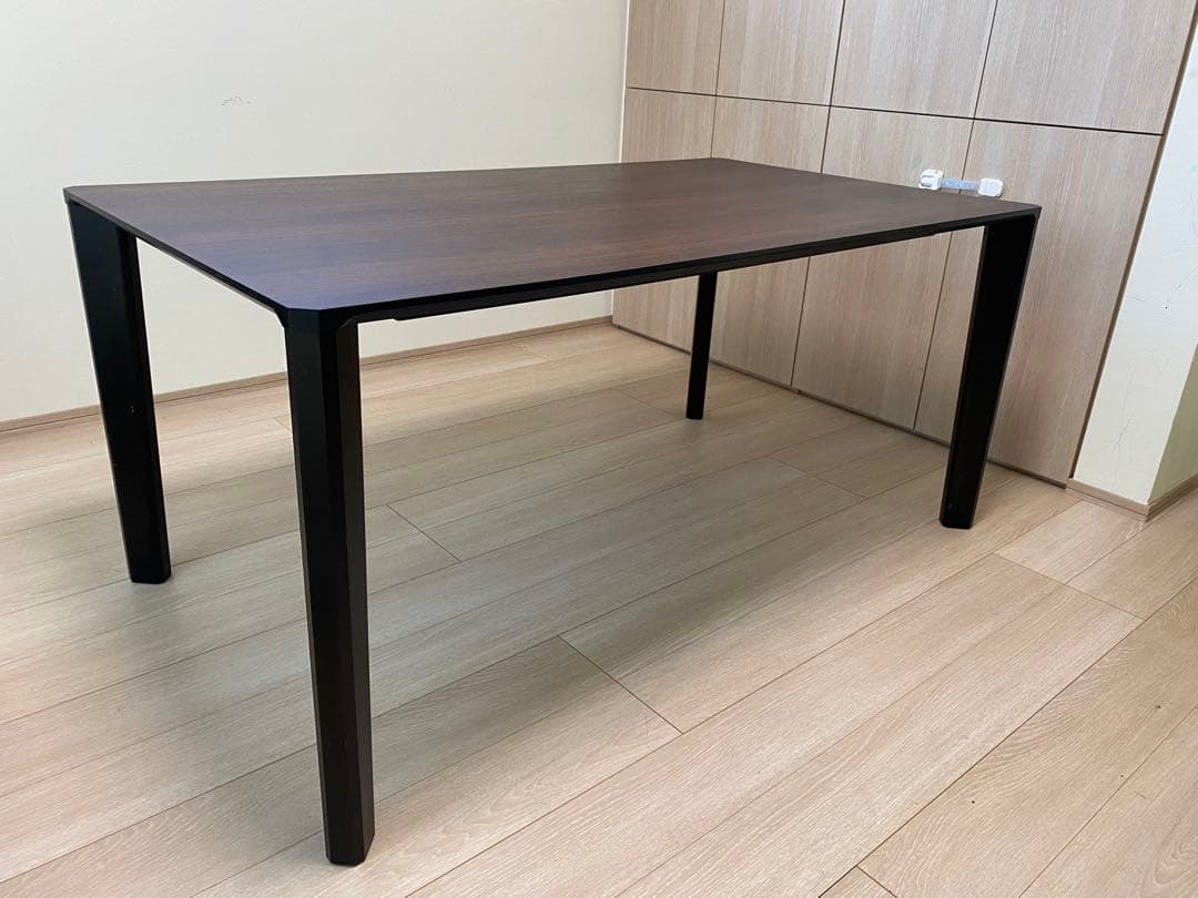 カリモクチターノ　ダイニングテーブル ダークブラウン 150x85㎝ 高さ69㎝