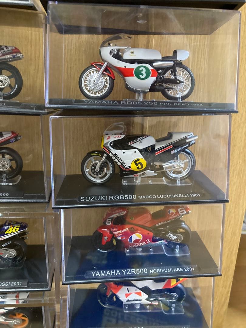 デアゴスティーニ隔週刊チャンピオンバイクコレクション　1/24スケール　ファイル