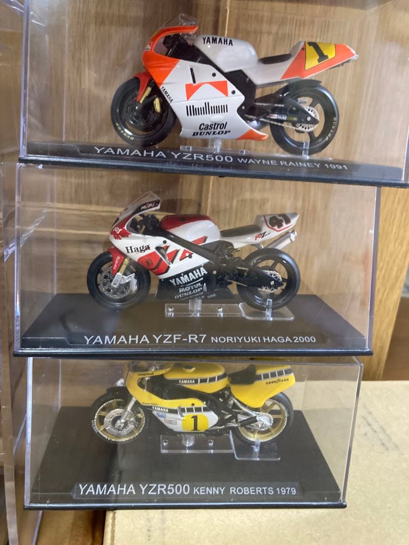 デアゴスティーニ隔週刊チャンピオンバイクコレクション　1/24スケール　ファイル