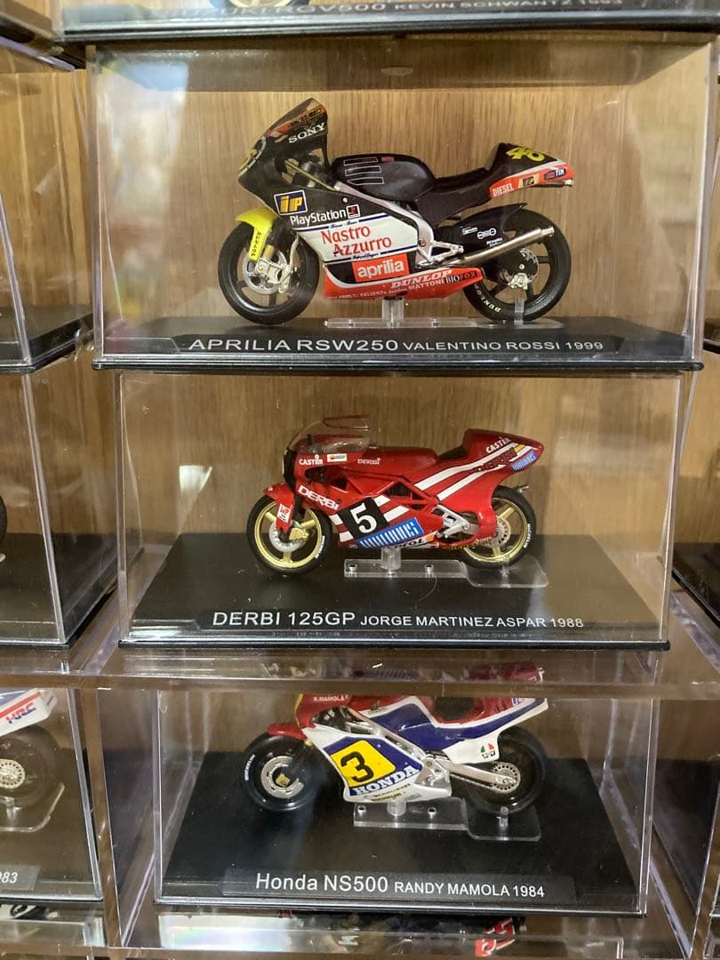 デアゴスティーニ隔週刊チャンピオンバイクコレクション　1/24スケール　ファイル