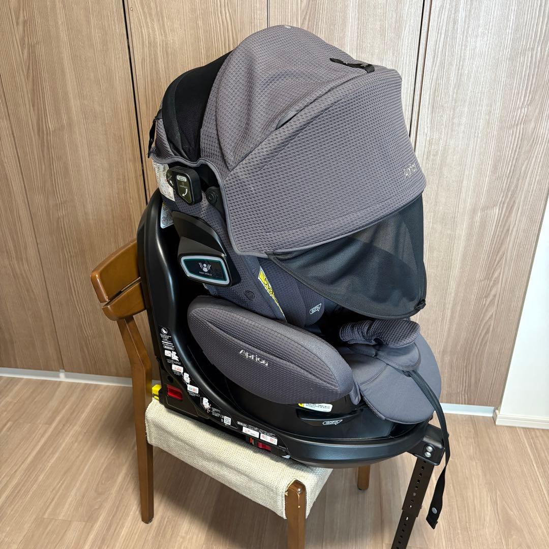 Apricaチャイルドシート フラディアグロウ　セーフティープラスプレミアムAB