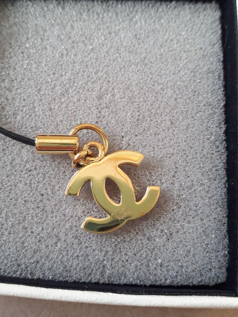 シャネルストラップ