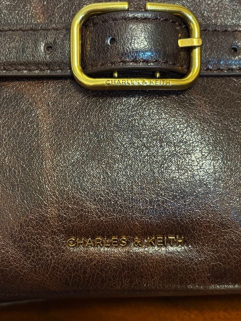 CHARLES &KEITH Victoria ショルダーバックブラウン