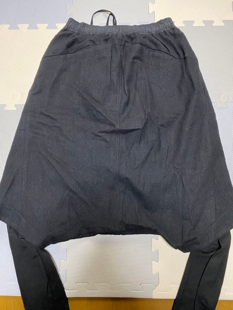 JULIUS ユリウス レギンス付きレイヤード サルエルパンツ