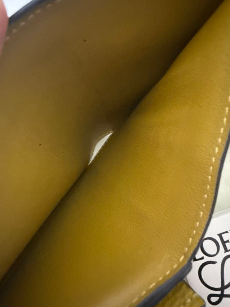 LOEWE 2つ折り財布 レディース イエロー 正規品