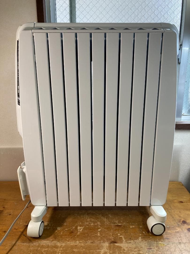 DeLonghi デロンギ ドラゴン デジタル オイル ヒーター DDQ0915