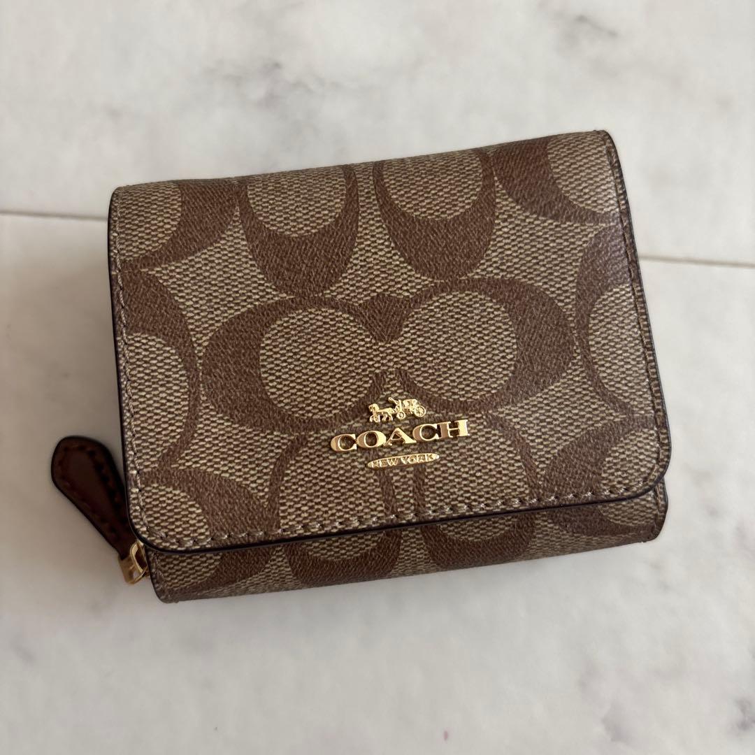 【新品未使用】COACH 三つ折り財布 ブラウン