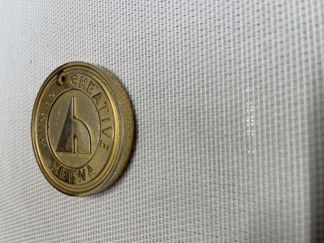 【希少品】パチスロメーカー　HEIWA　金メダル　約174ｇ　約7ｃｍ×7ｃｍ