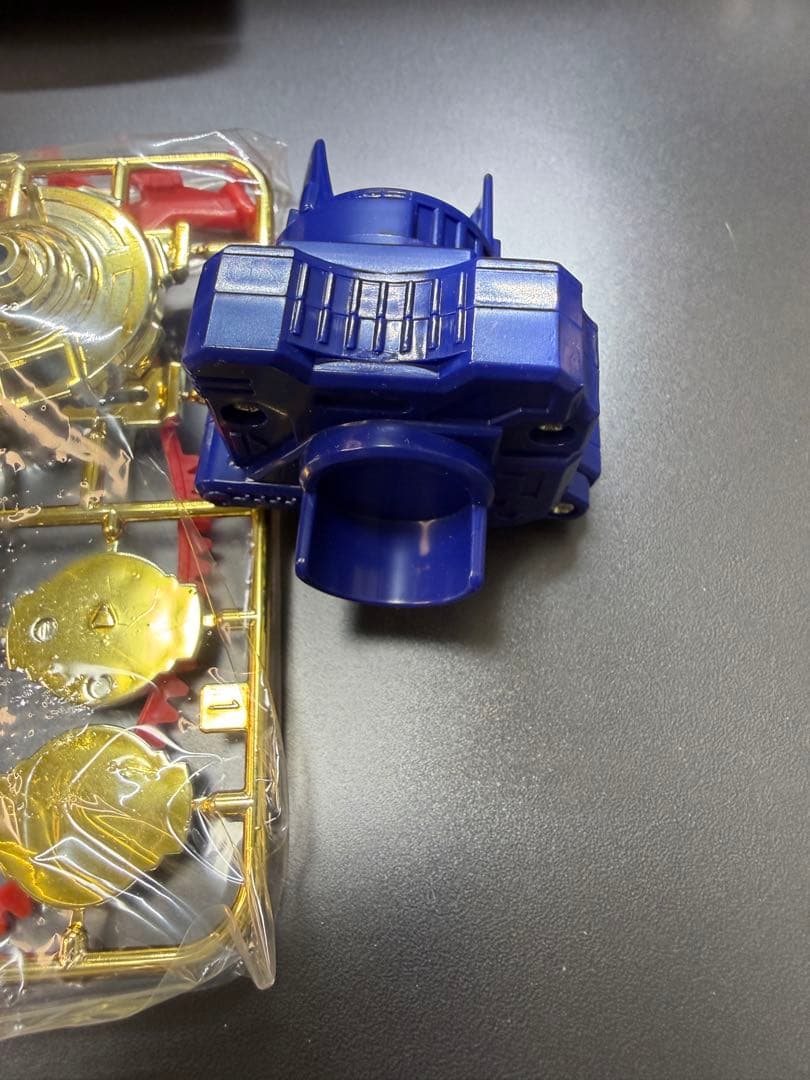 【激レア】非売品ベイブレードドラグーンS 金メッキ　コロコロ抽選品