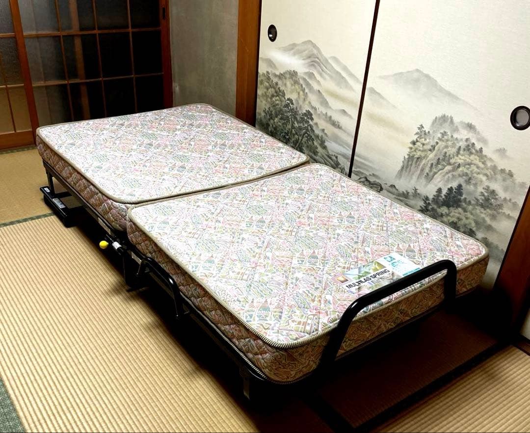 美品☆フランスベッド　折りたたみベッド　山折り　S-パンテオンN-71B