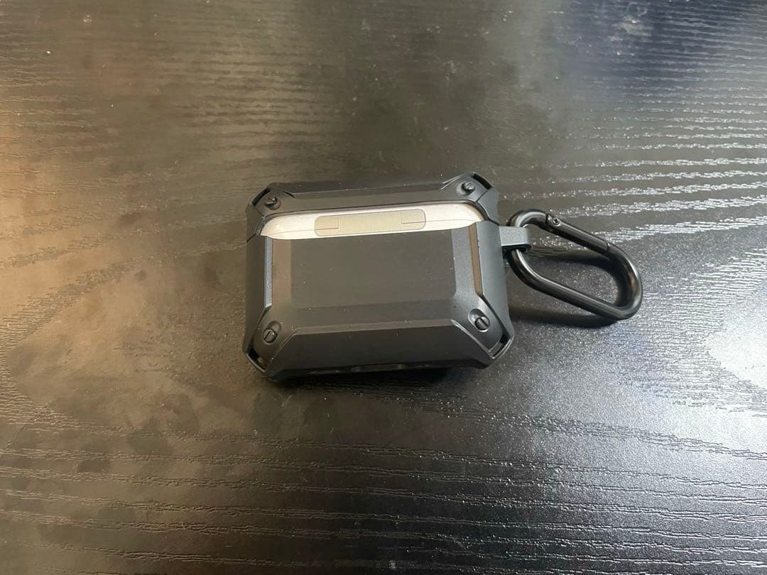 美品 AirPods Pro 3 2025年12月購入 ケース付き