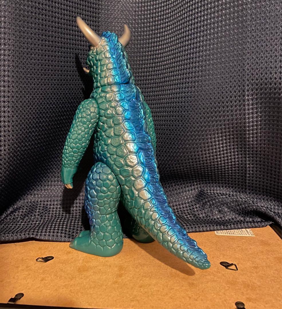 trash goodz 二本角怪獣　 パチ怪獣　ゾルメン　izumonster