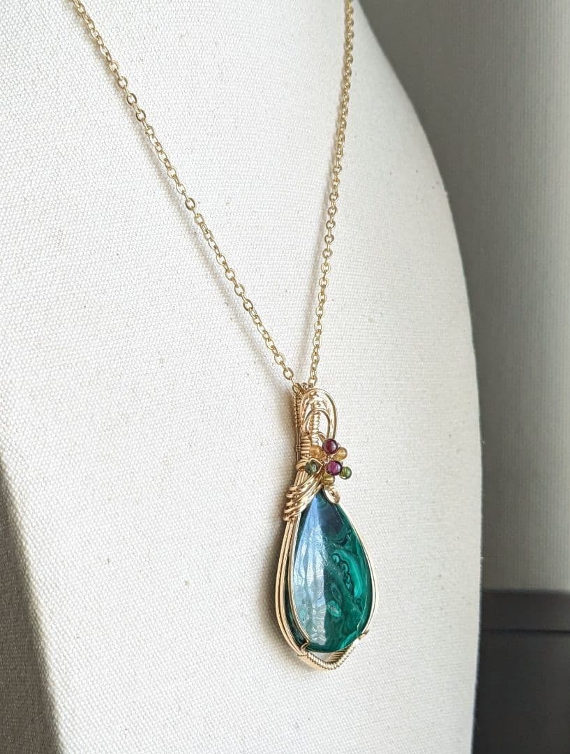 【専用】サービス品K14gfマラカイト❅ワイヤーアートペンダントトップ他1点☆