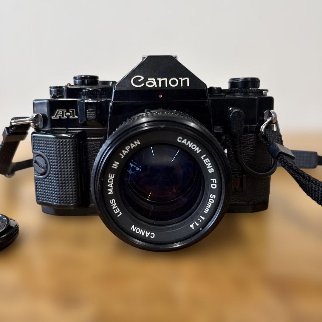 キャノン　A-1 フィルムカメラ レンズ付き