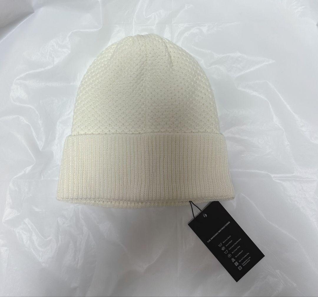 CHANEL ホワイト ニット帽 ロゴ入りノベルティ新品