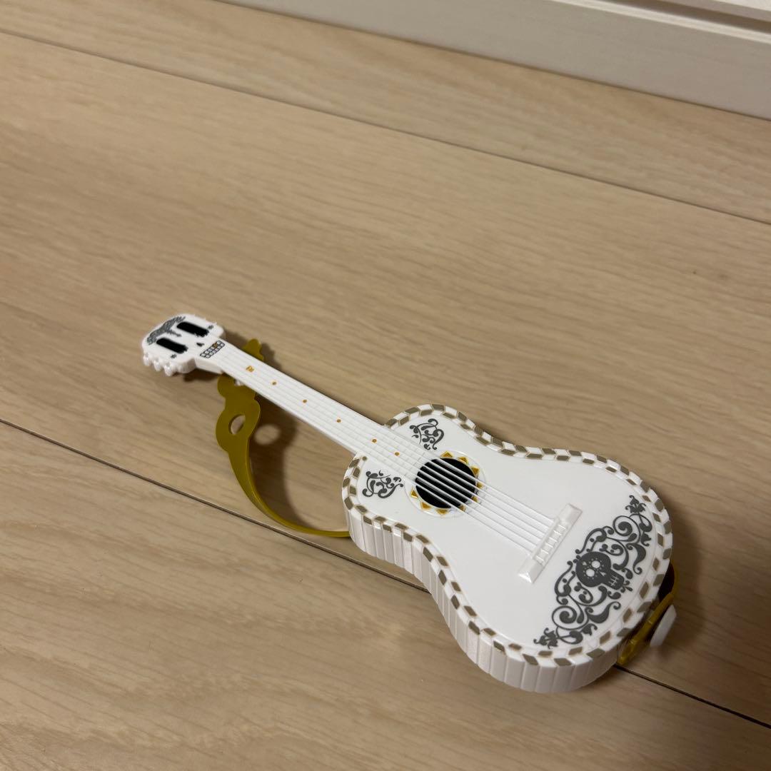 ディズニーオンアイス　ミゲル ギターリメンバーミー　フィギュア