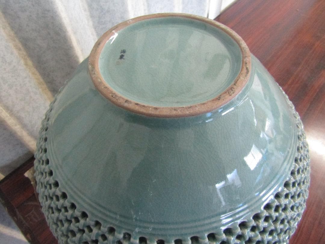 壺　趙京洙作　趙京青磁民俗陶芸（メ501）