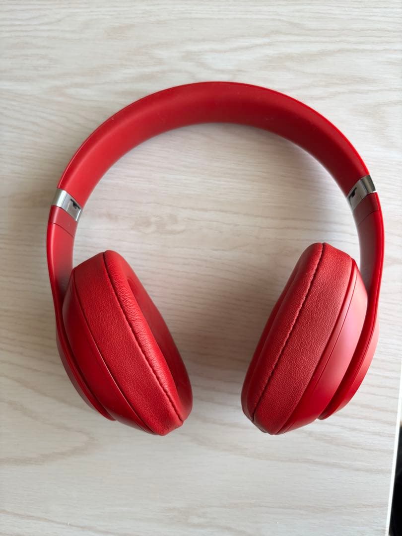 Beats Studio3Wirelessレッド美品／動作OK／匿名配送／箱なし