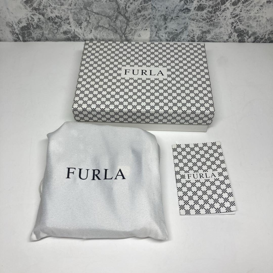 【新品・未使用】FURLA フルラ 二つ折り 財布 リボン付 レディース