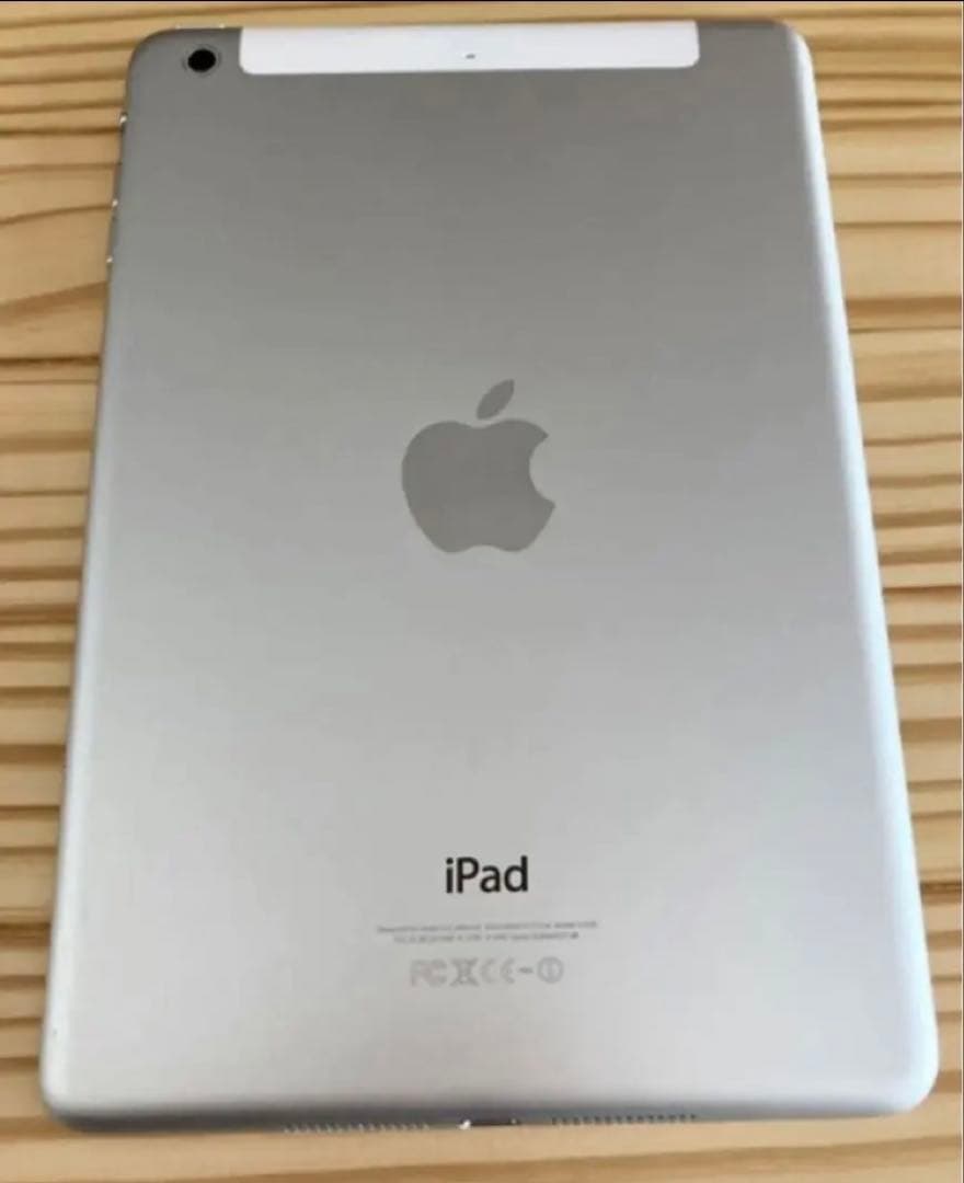 iPad mini 2 16GB 　本体　シルバー　ケース付き