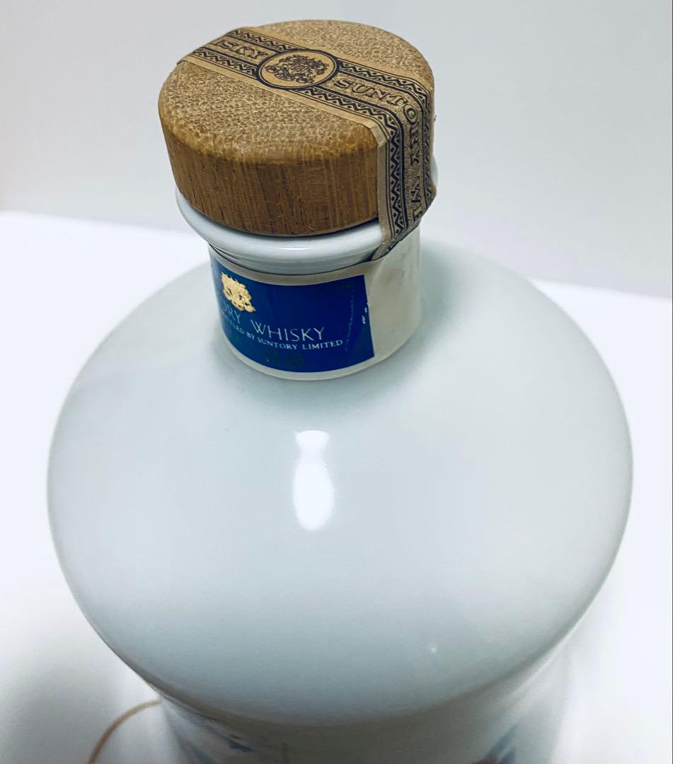 サントリーウイスキー エクセレンス〈有田焼ボトル〉