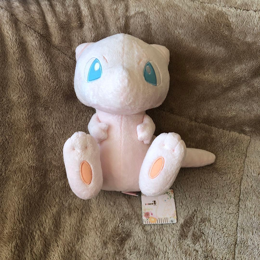 ポケモン　ミュウ　バンプレスト　ぬいぐるみ