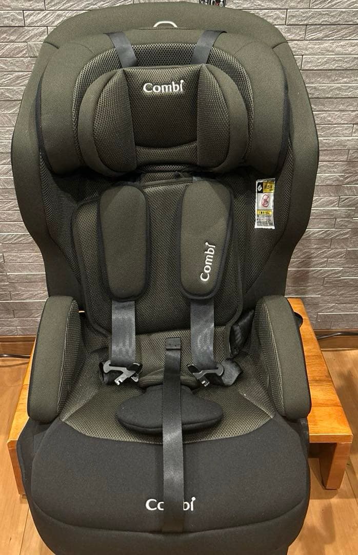 Combi ジョイトリップ アドバンス ISOFIX エッグショック SA