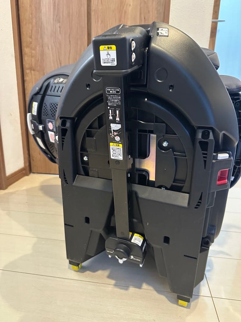 美品 Aprica チャイルドシート フラディアプラスライト グレー