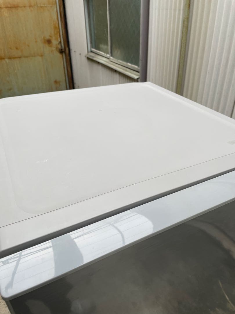 近隣配達可能　美品　AQUA 272 L 3ドア冷蔵庫　AQR-27J