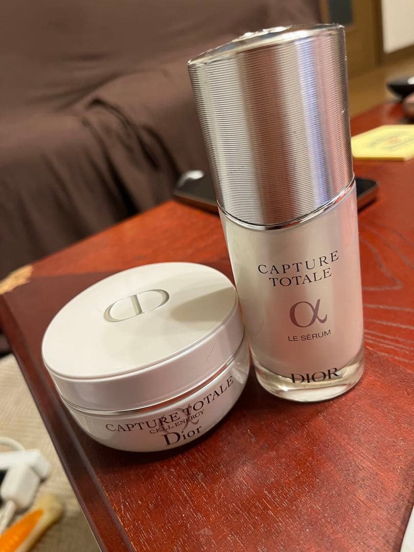 Dior Capture Totale セラムとクリームセット