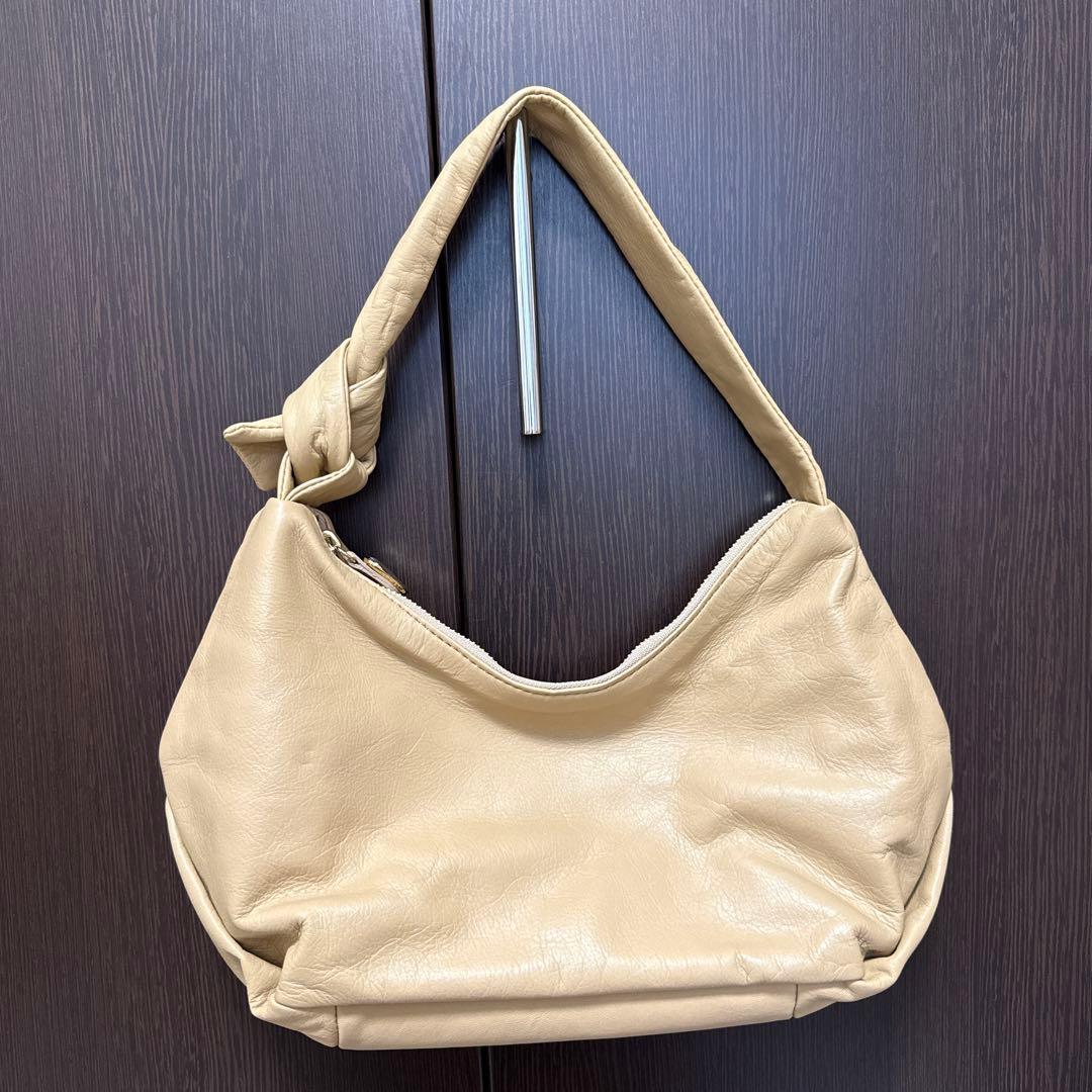 週末価格【即購入可】gemeil ノットワンハンドルバッグ