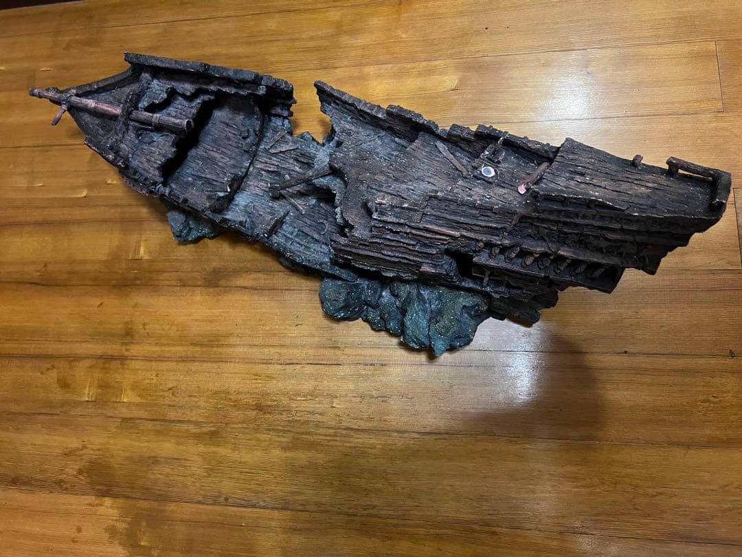 沈没船レイアウト用品 約80cm プラスチック製