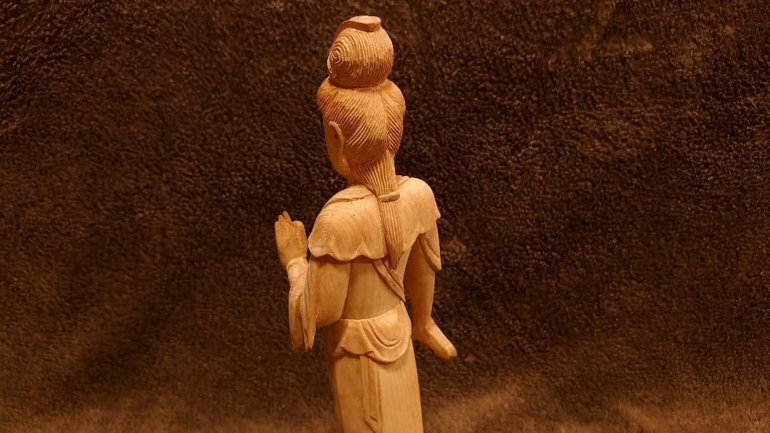 観音　観音様　井波彫刻　井波　仏教美術　仏教　寺院放出　一体