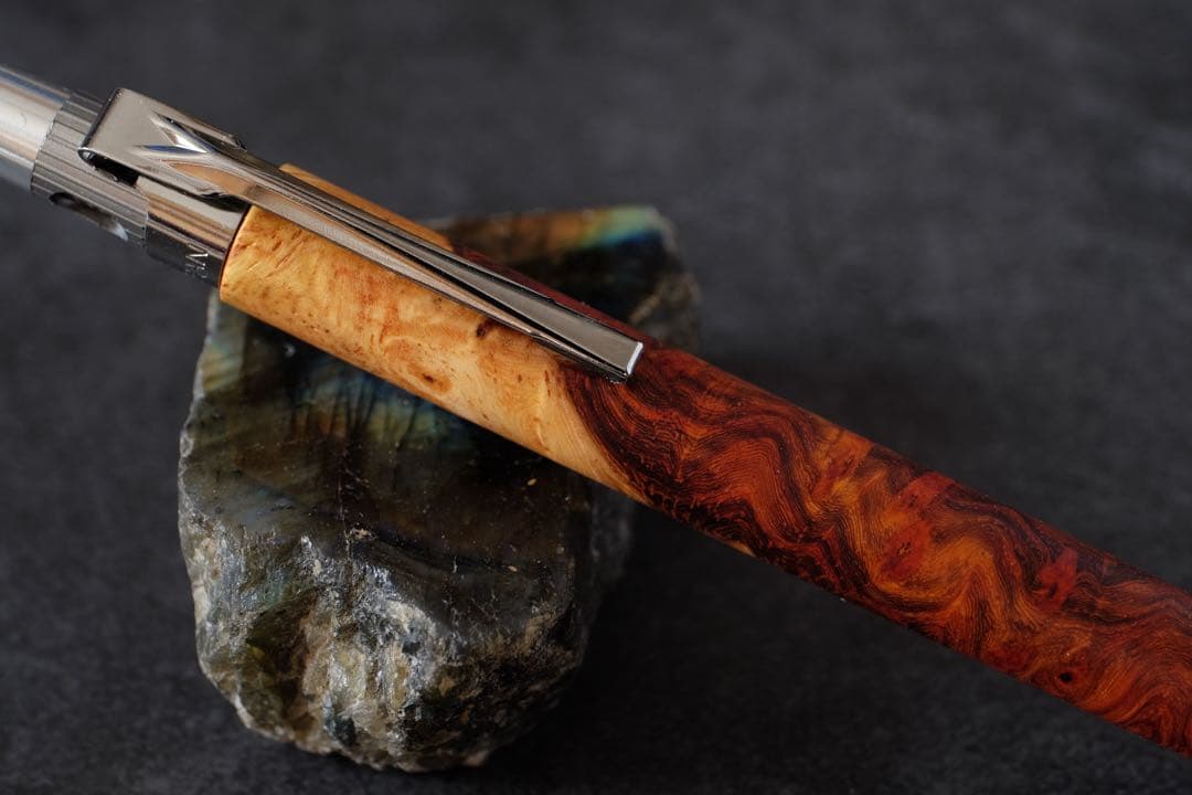 PG5木軸カスタム0215　高村杢工房 製図用シャープペンシル　極上花梨瘤紅白