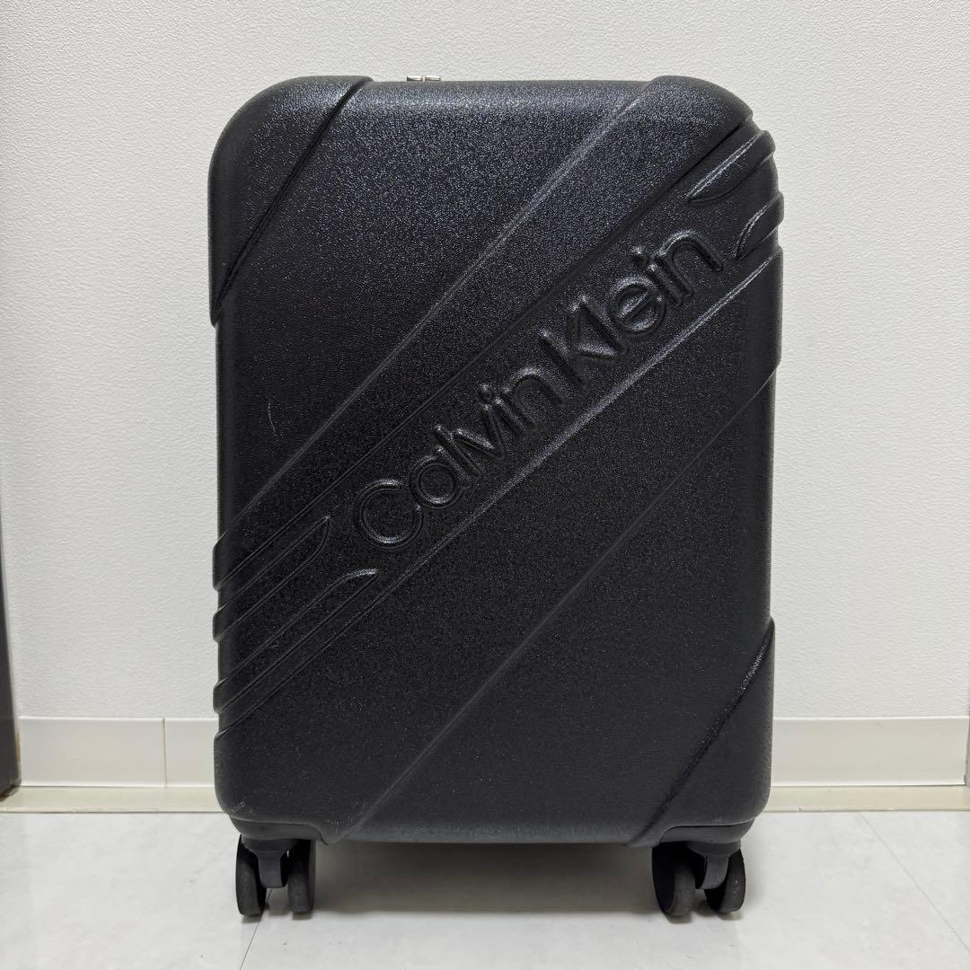   キャリーケース　スーツケース　CK ロゴ 機内サイズ