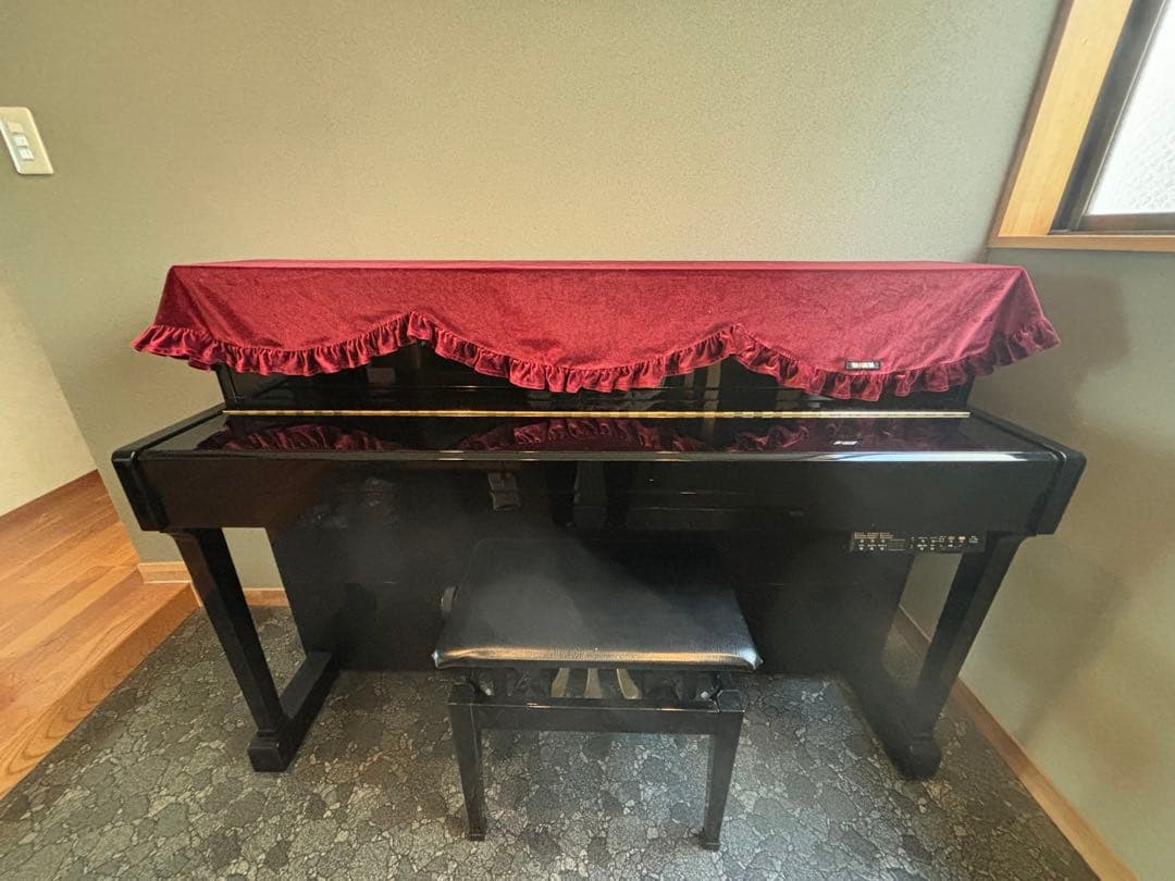 YAMAHA 電子型アップライトピアノ 黒 椅子付き