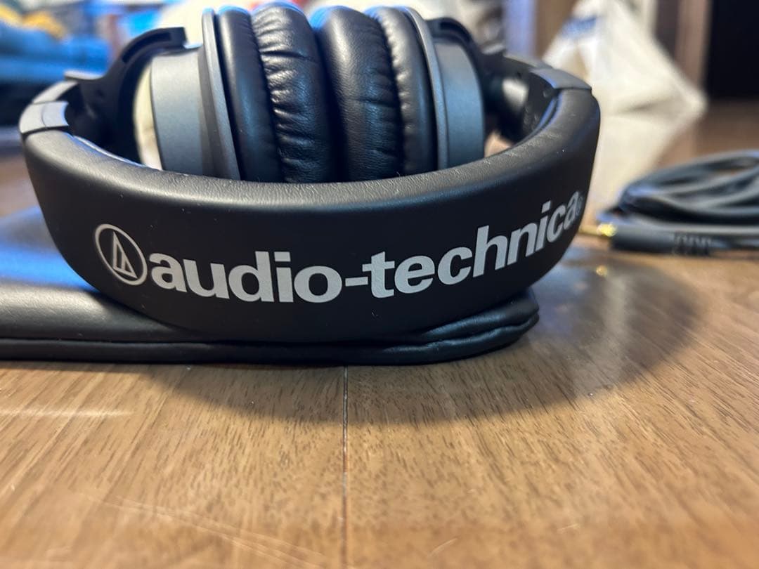 [未使用に近い] audio-technica ヘッドホン ATH-M40x