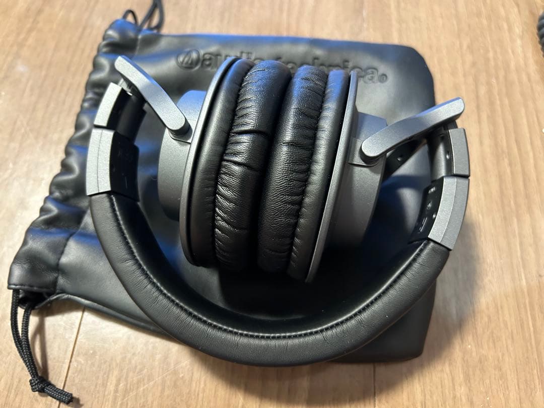 [未使用に近い] audio-technica ヘッドホン ATH-M40x