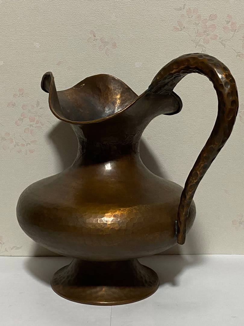 ♦鎚起銅器 ブロンズ 水差し 中東 ペルシャ〜西洋アンティーク 古美術品骨董品